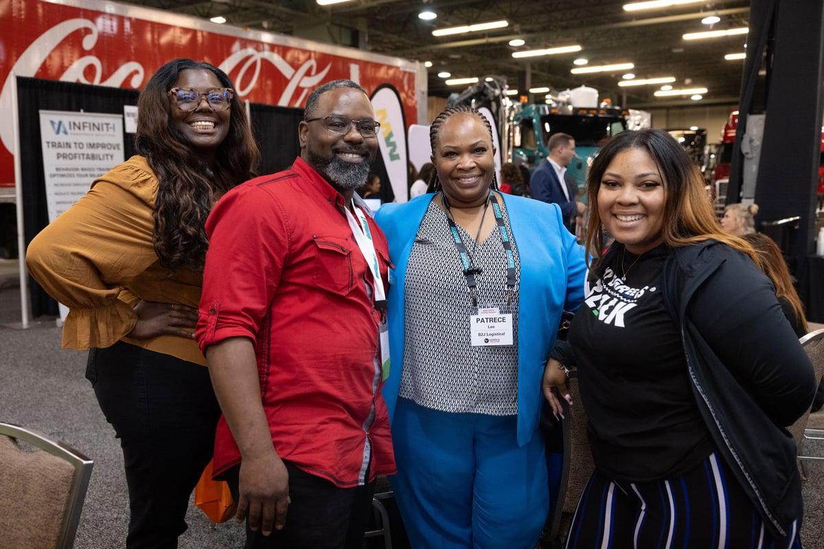 2023-Accelerate-Conference-attendees-expo-hall-reduced