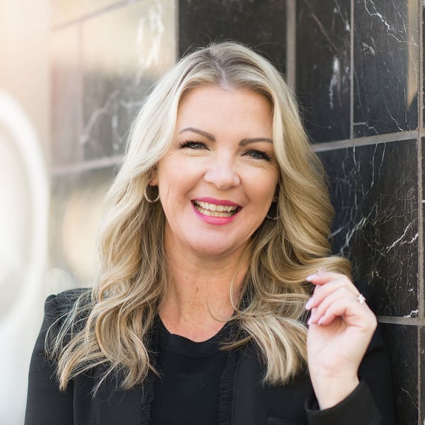 Rachel-Kuhlen-Opening-Keynote-Headshot-1080x1080